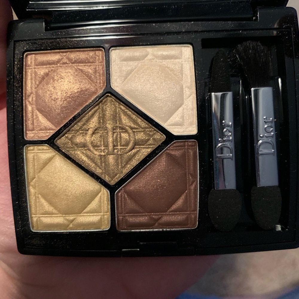 Dior 5 Couleurs Expose